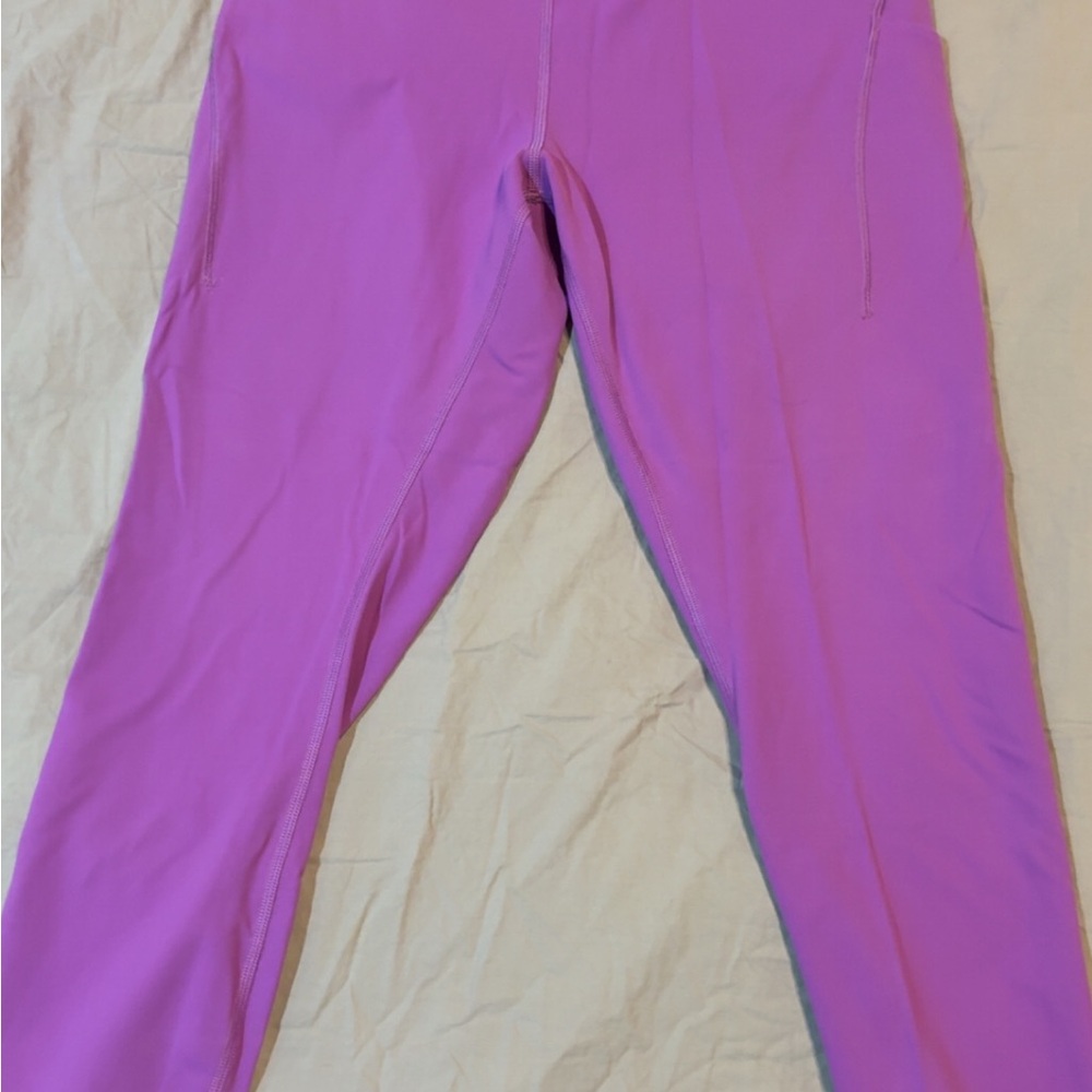 Lululemon - Wunder Train with Pockets, High-Waisted Leggings - Picture 3 of 4